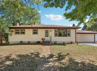 405 Meadow Wood Drive, Mount Horeb, WI 53572
