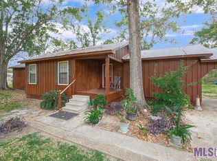 65690 J R Dr, Plaquemine, LA 70764