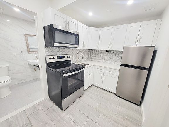4th image of 334 Convent Ave #2