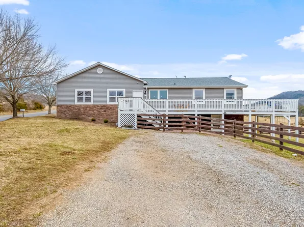 2855 Catawba Rd, Blacksburg, VA 24060