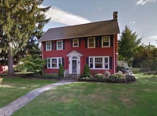 98 Fairview Cres, Rochester, NY 14617