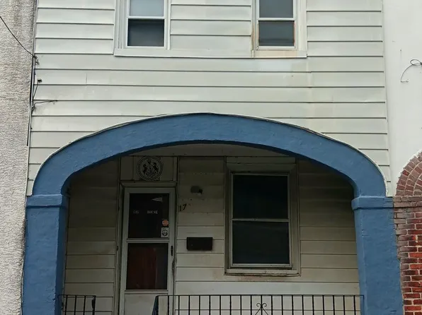 17 Florence Ave, Collingdale, PA 19023