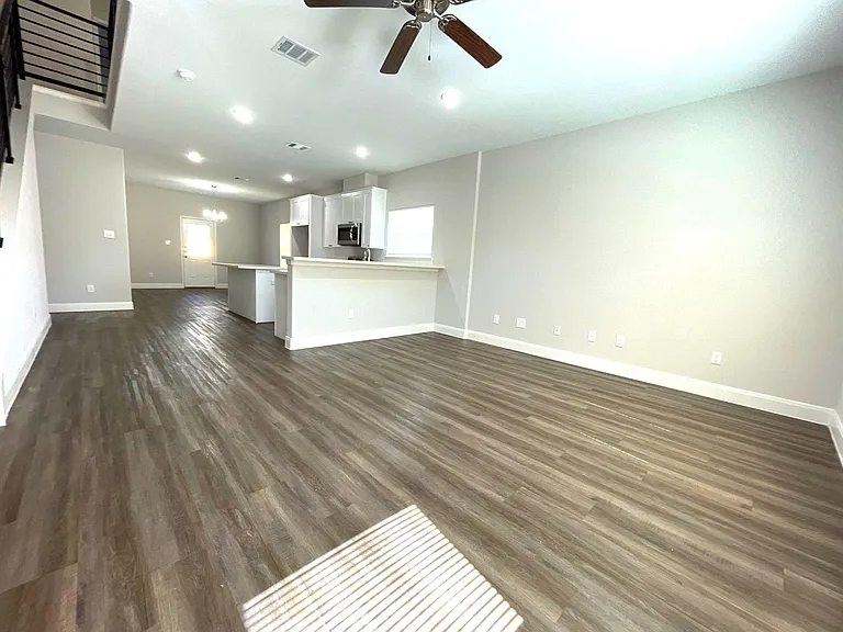 9327 Camay Dr. — Photo 11