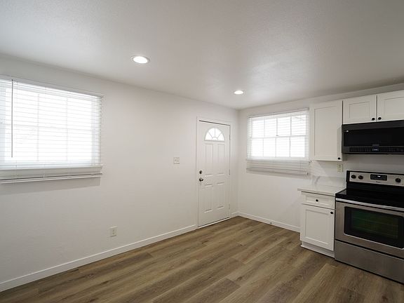 2nd image of 4920 Granada Ave