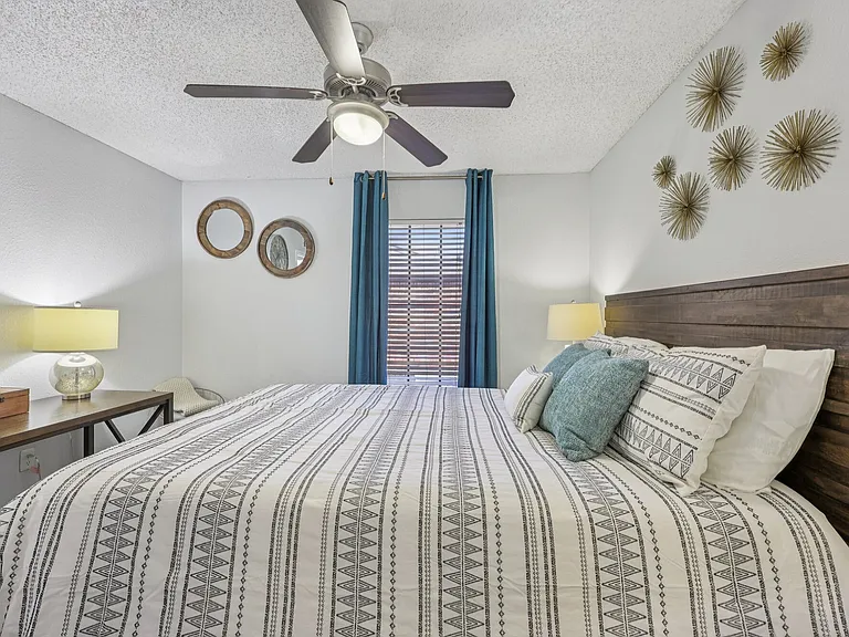 Model Bedroom