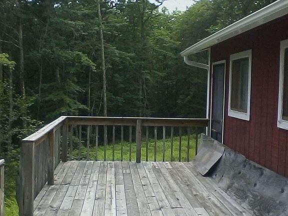 5th image of 36 White Birch Ln