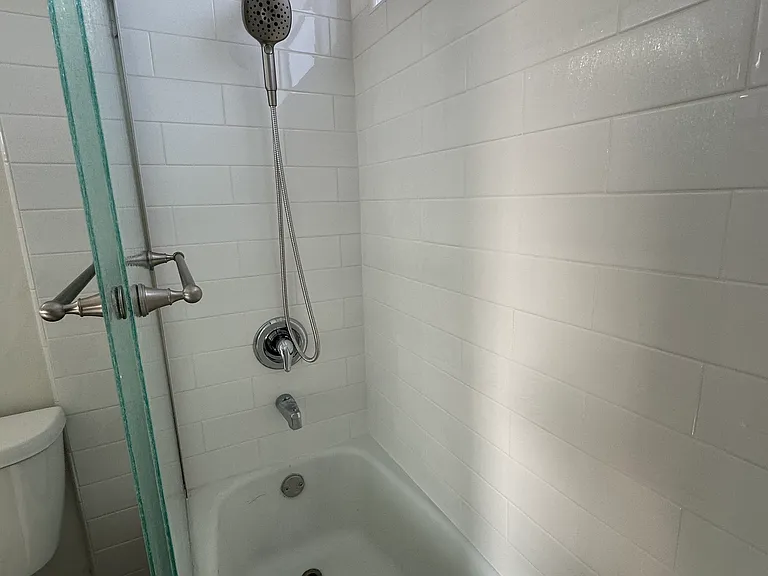 656 Lemar Park Dr #D — Photo 16