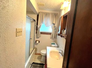 91 Best St, Bedford, OH 44146