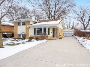 591 S Grace St, Lombard, IL 60148