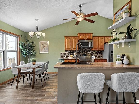 5th image of 513 Lee Ct