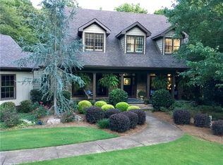6560 Roundhill Ct, Cumming, GA 30040