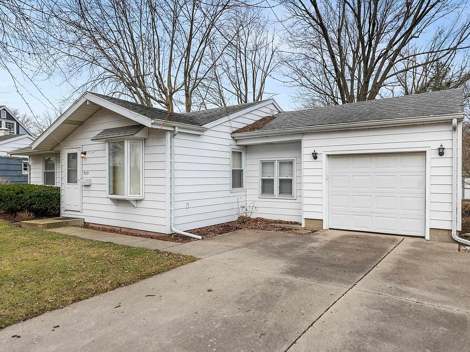 1st image of 309 Ivy Ln