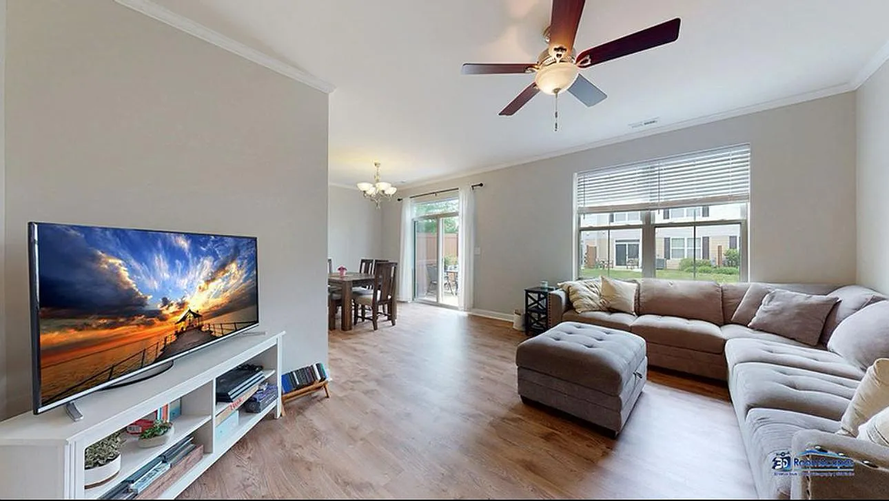 434 Azalea St — Photo 2
