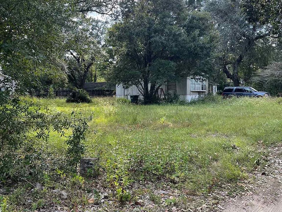 1st image of 8245 Carl Dean St