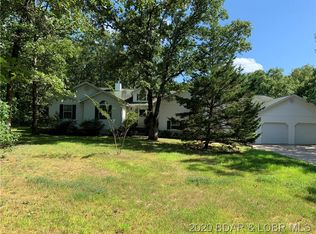 560 Twisted Oaks Dr, Camdenton, MO 65020