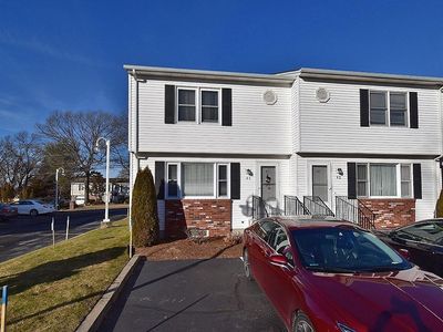 18 Pepin St APT A1, West Warwick, RI, 02893