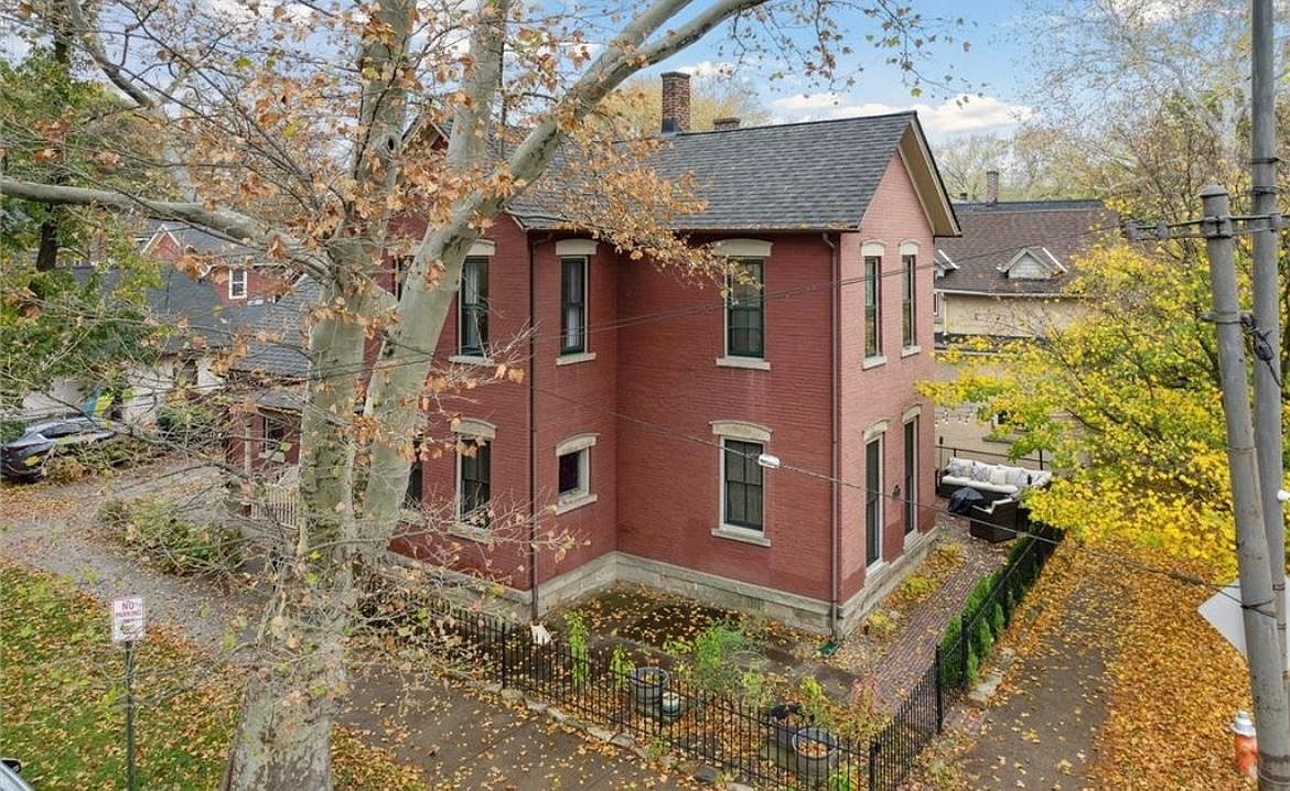 2926 Bridge Ave, Cleveland, OH 44113 Zillow