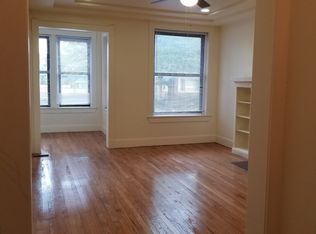 7224 S Jeffery Blvd #3B, Chicago, IL 60649