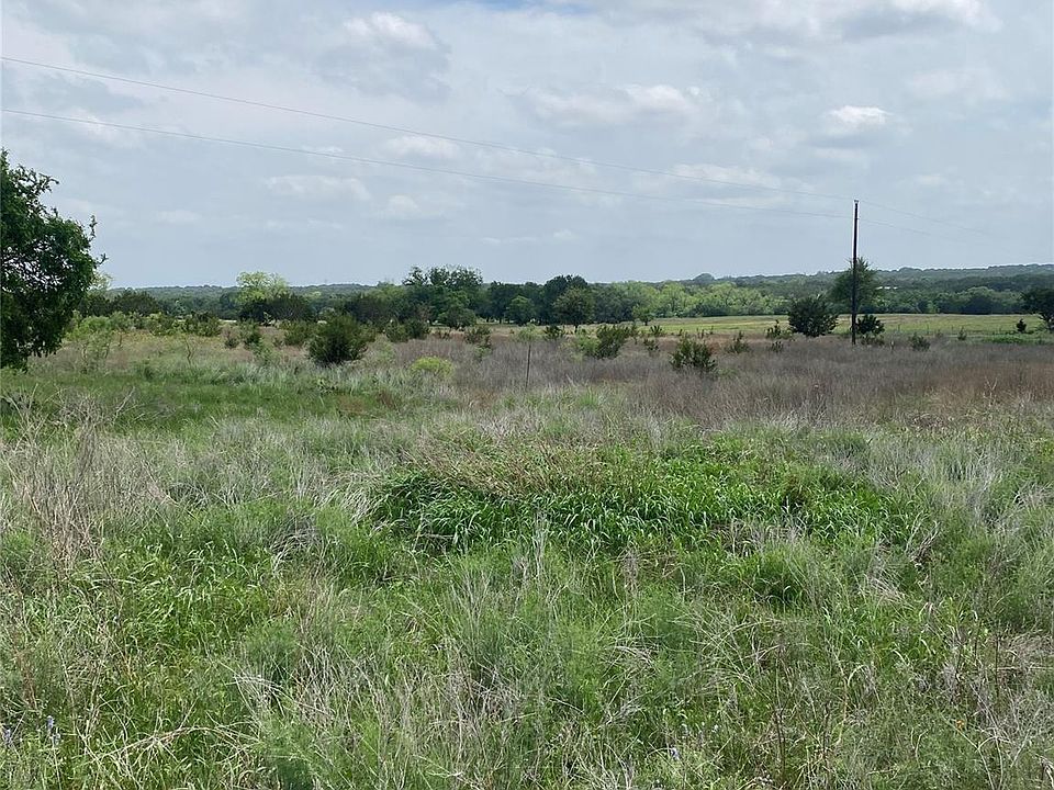 1st image of 305 County Rd
