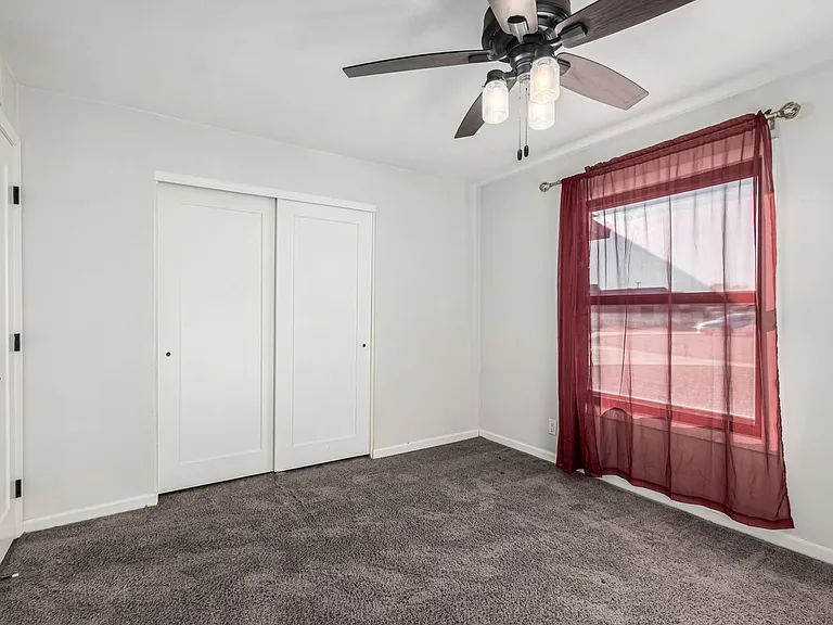 1420 N Rose St — Photo 17