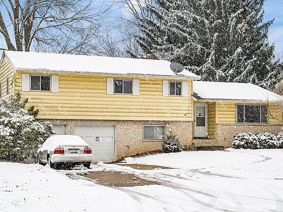 2nd image of 399 Potawatomi Dr