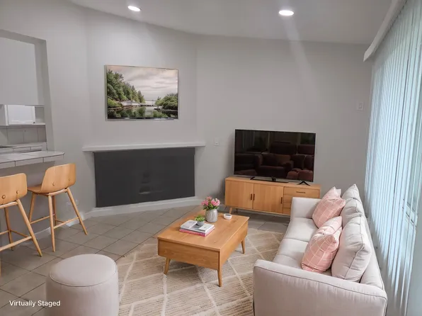 1941 Magnolia Ave APT 12, Long Beach, CA 90806