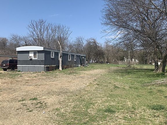 4th image of 1705 Fm 1670