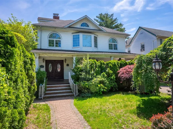 3225 155th Street, Flushing, NY 11354