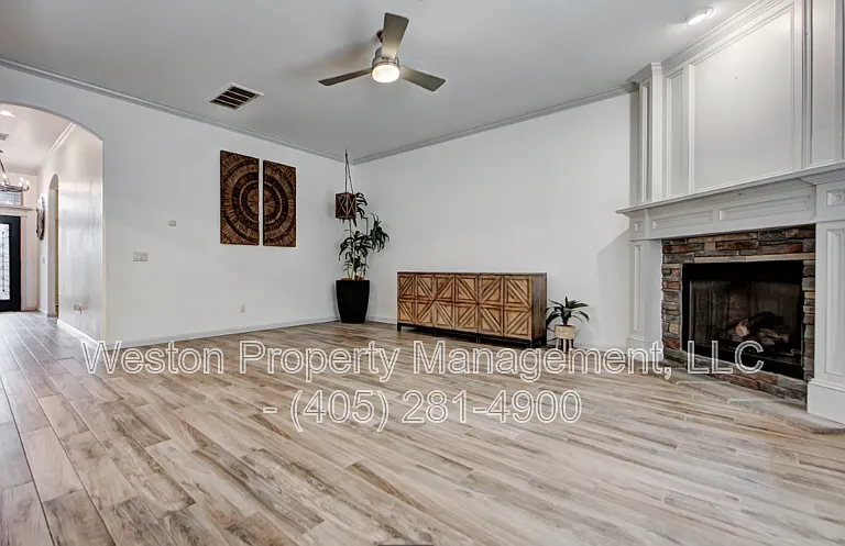 300 SW 171st St — Photo 6