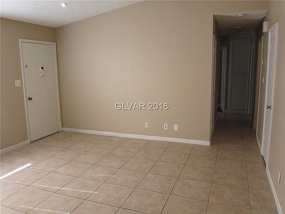3rd image of 4364 Skyview Dr