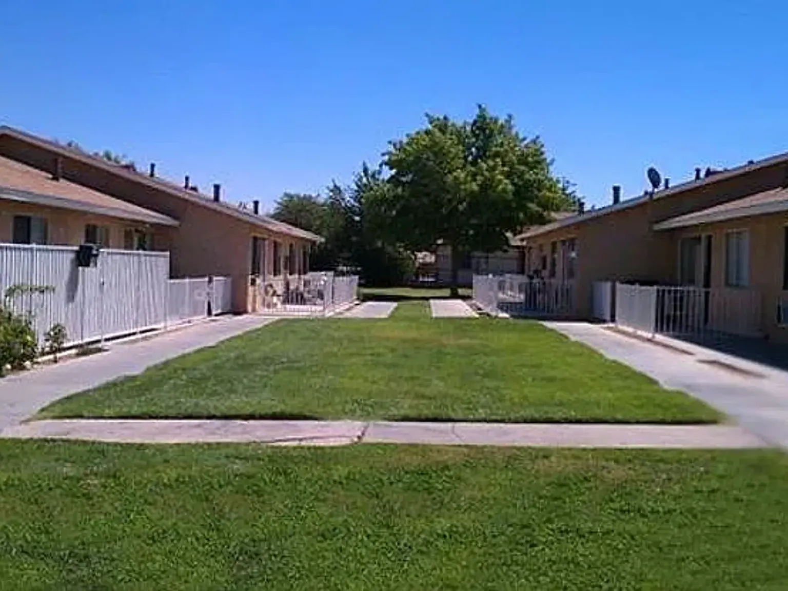 North Pointe — Photo 1