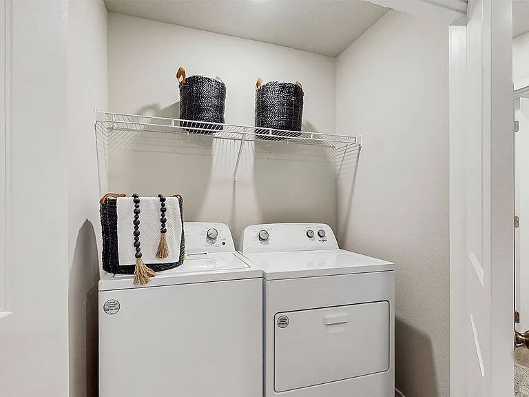 Brixin Townhomes at Sunset Meadows — Photo 25