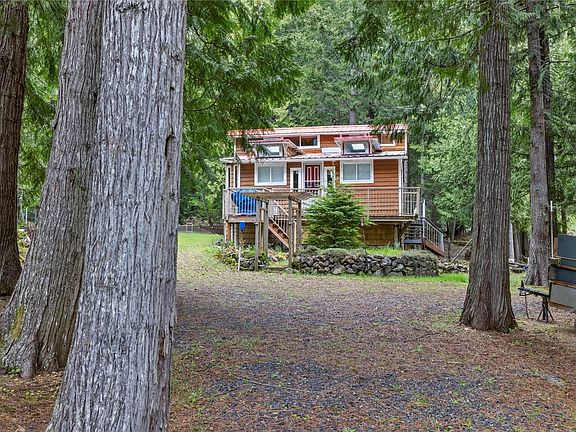 3rd image of 3144 Bay Rd