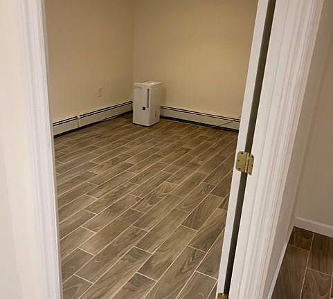 4th image of 41 Vanderbilt Ave
