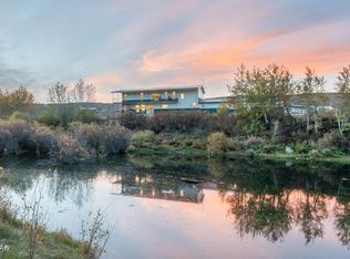 590 Binning Ranch Rd, Cora, WY 82941