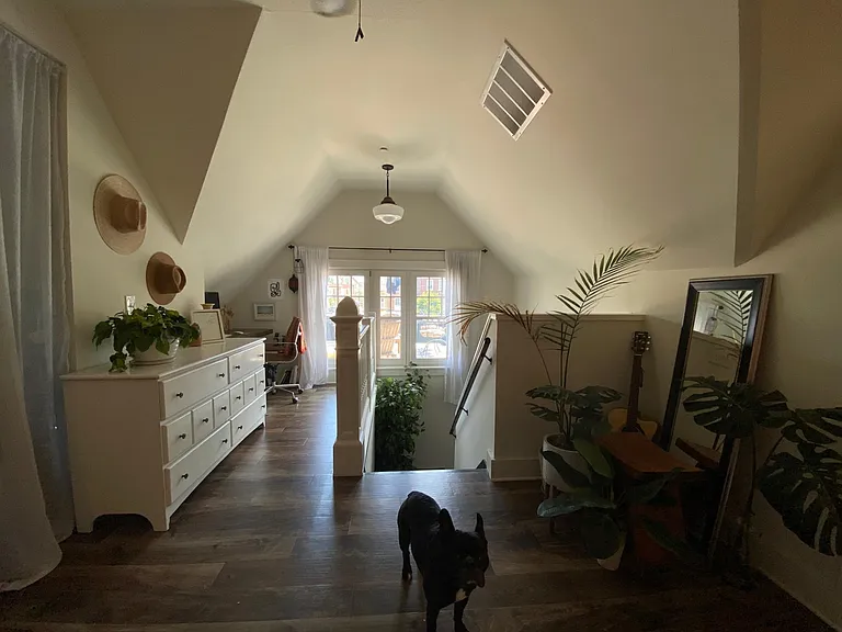 827 E Brady St #3 — Photo 10
