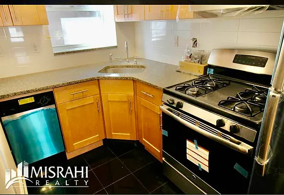 Rented by J Misrahi Realty Corp | media 20