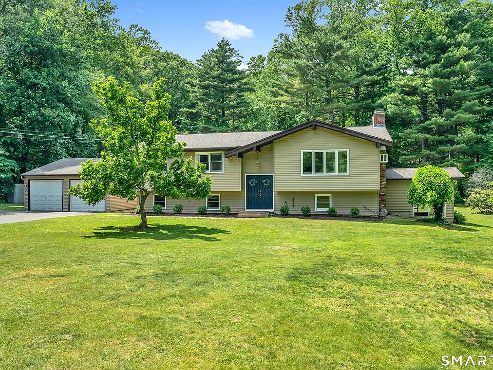 1st image of 384 Beaver Meadow Road