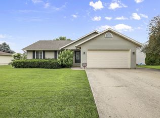 408 Kings Lynn Rd, Stoughton, WI 53589