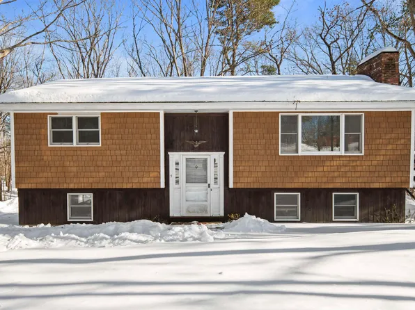 7 Birch Drive, Newmarket, NH 03857