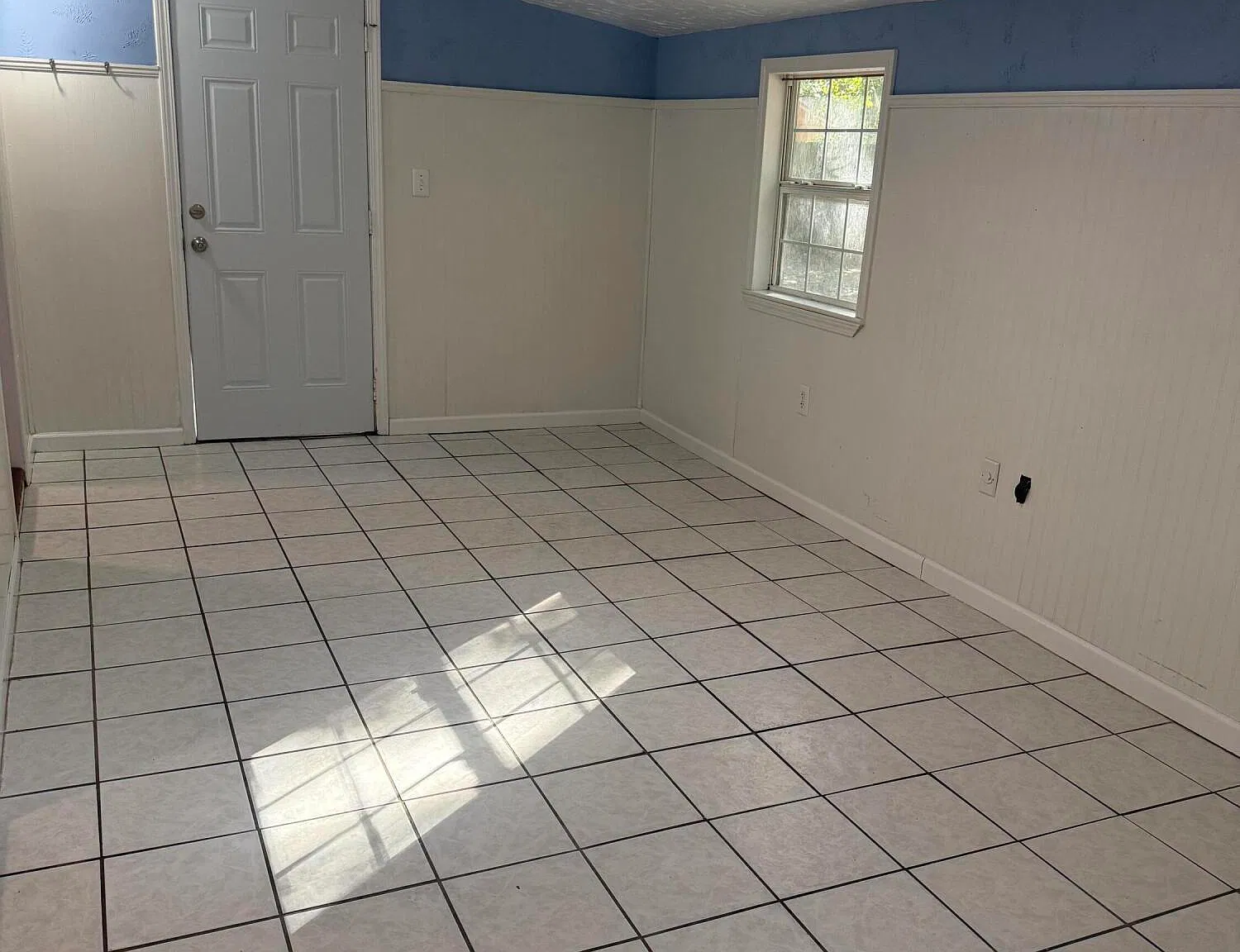 3 bed, 2.0 bath, 1575 sqft, $1,700 — Photo 4