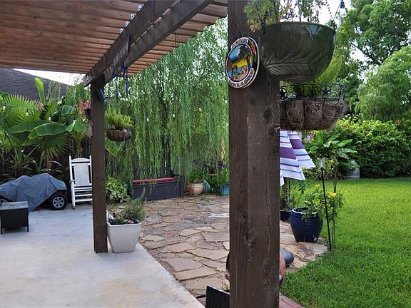 3rd image of 21110 Barker Canyon Ln