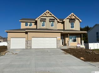 19914 Tyler St, Omaha, NE 68135