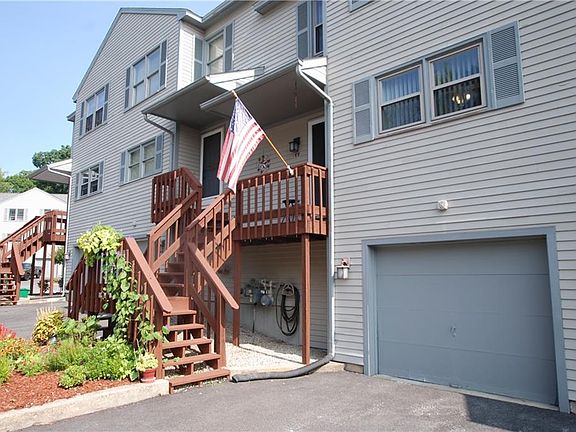 2nd image of 1603 Plainfield Pike APT E8