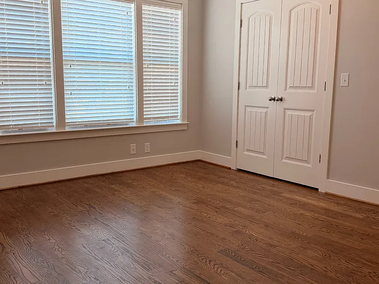 351 Spring St — Photo 31