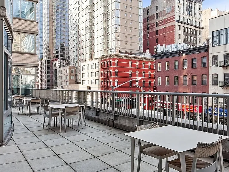 800 6th Ave #19-G — Photo 21