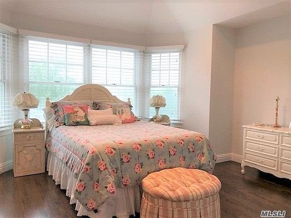 4th image of 7 Jessups Landing Ct