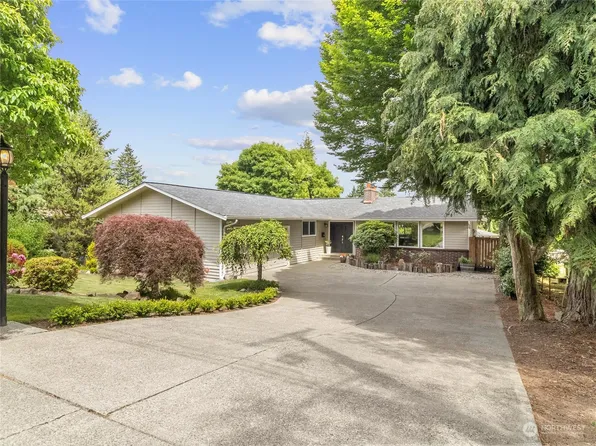 1037 Sunrise Lane, Fircrest, WA 98466