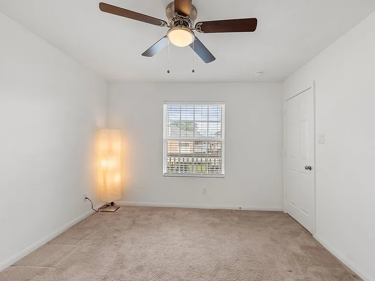 2750 Holly Hall St #1917 — Photo 27