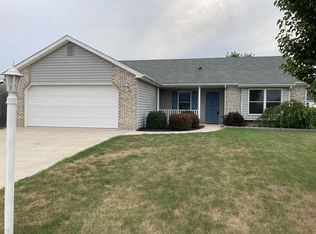 611 Heatherwood Ln, Ossian, IN 46777